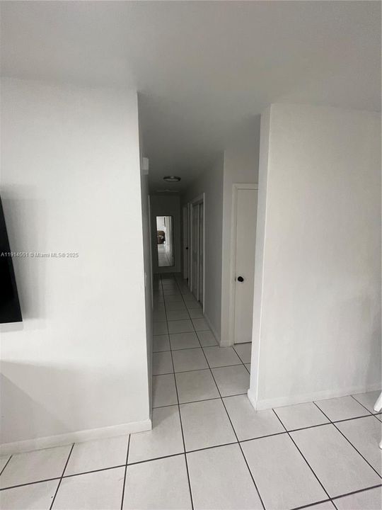 На продажу: $685,000 (3 спален, 2 ванн, 1587 Квадратных фут)