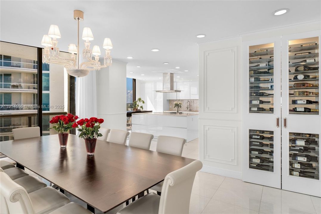 En Venta: $7,250,000 (6 camas, 6 baños, 4521 Pies cuadrados)