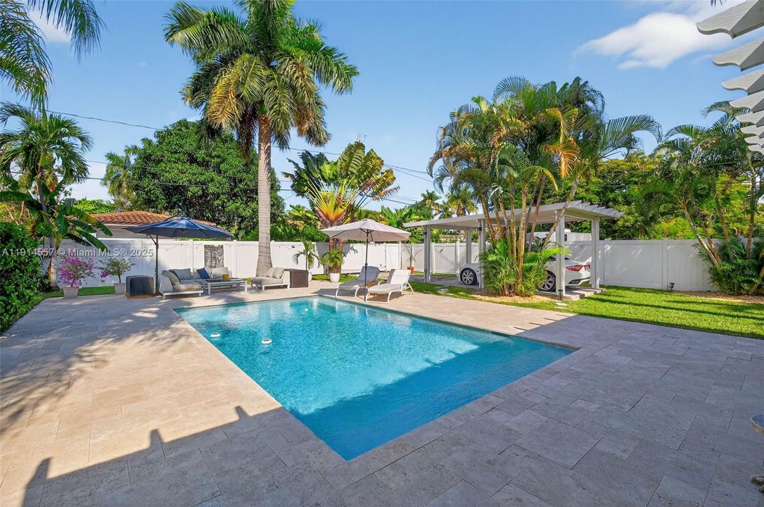 For Sale: $739,000 (3 beds, 2 baths, 1462 Square Feet)