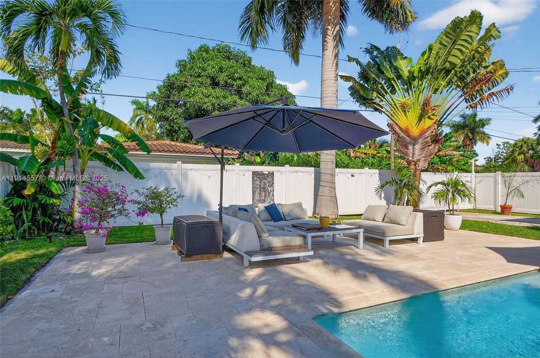 For Sale: $739,000 (3 beds, 2 baths, 1462 Square Feet)