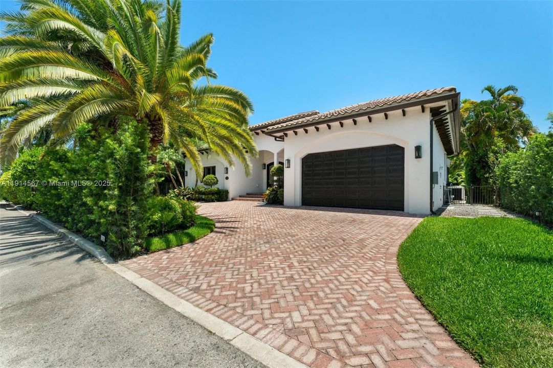 En Venta: $6,750,000 (4 camas, 4 baños, 3363 Pies cuadrados)