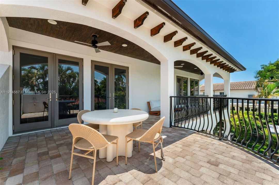 En Venta: $6,750,000 (4 camas, 4 baños, 3363 Pies cuadrados)