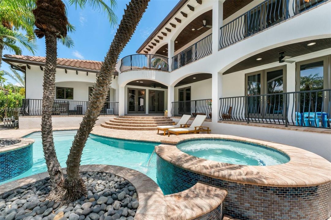 En Venta: $6,750,000 (4 camas, 4 baños, 3363 Pies cuadrados)