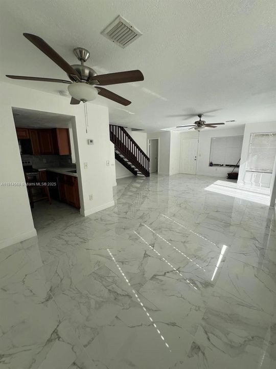 Active With Contract: $2,200 (2 beds, 2 baths, 1243 Square Feet)