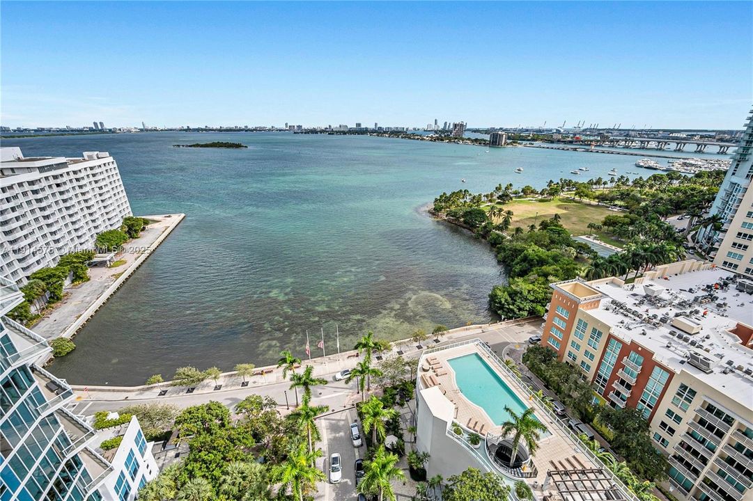 En Venta: $1,690,000 (2 camas, 2 baños, 1666 Pies cuadrados)