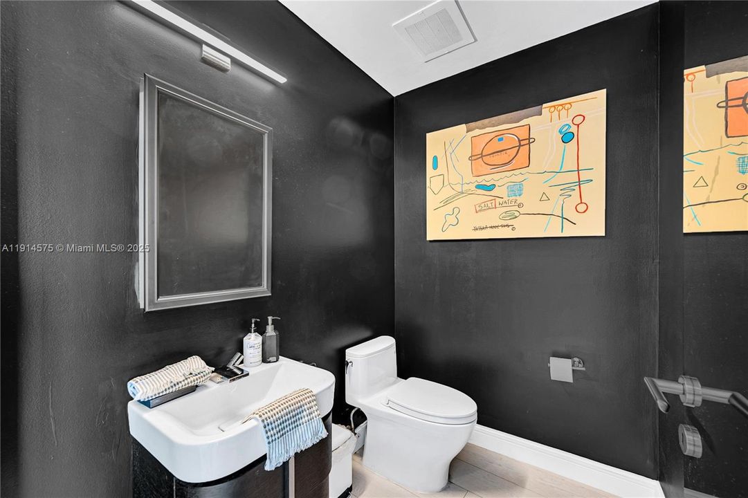 En Venta: $1,690,000 (2 camas, 2 baños, 1666 Pies cuadrados)