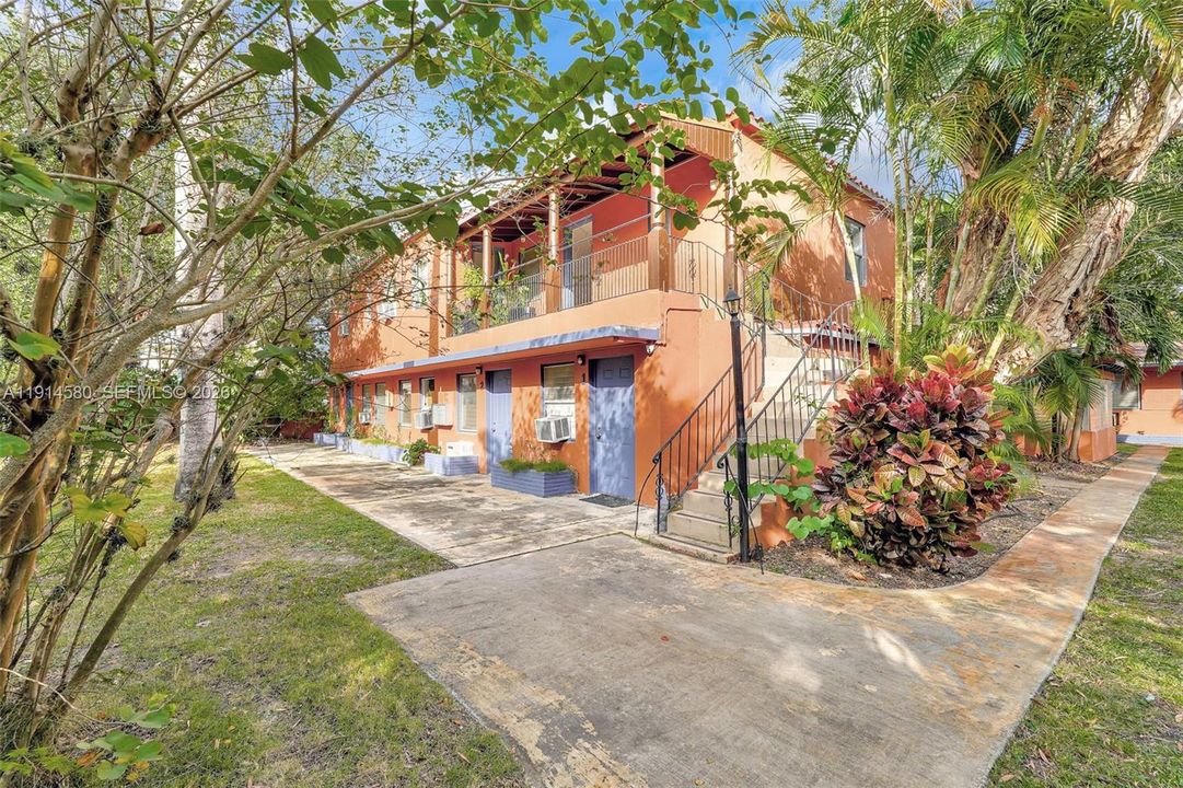 Недавно арендовано: $1,550 (1 спален, 1 ванн, 750 Квадратных фут)