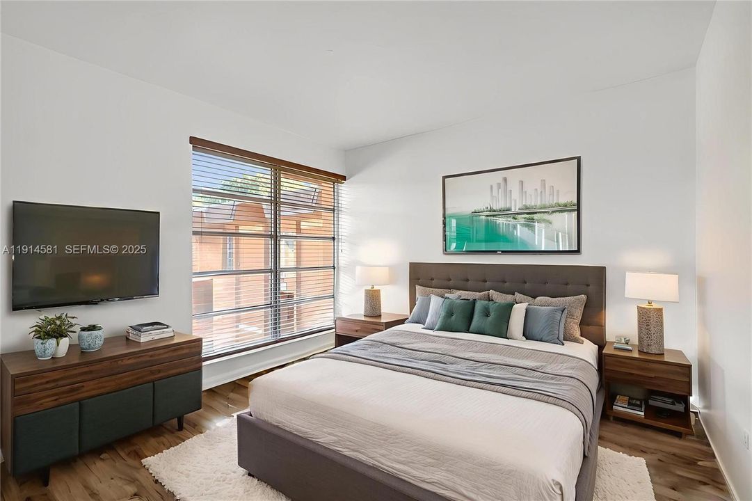 出租: $2,200 (2 贝兹, 1 浴室, 878 平方英尺)