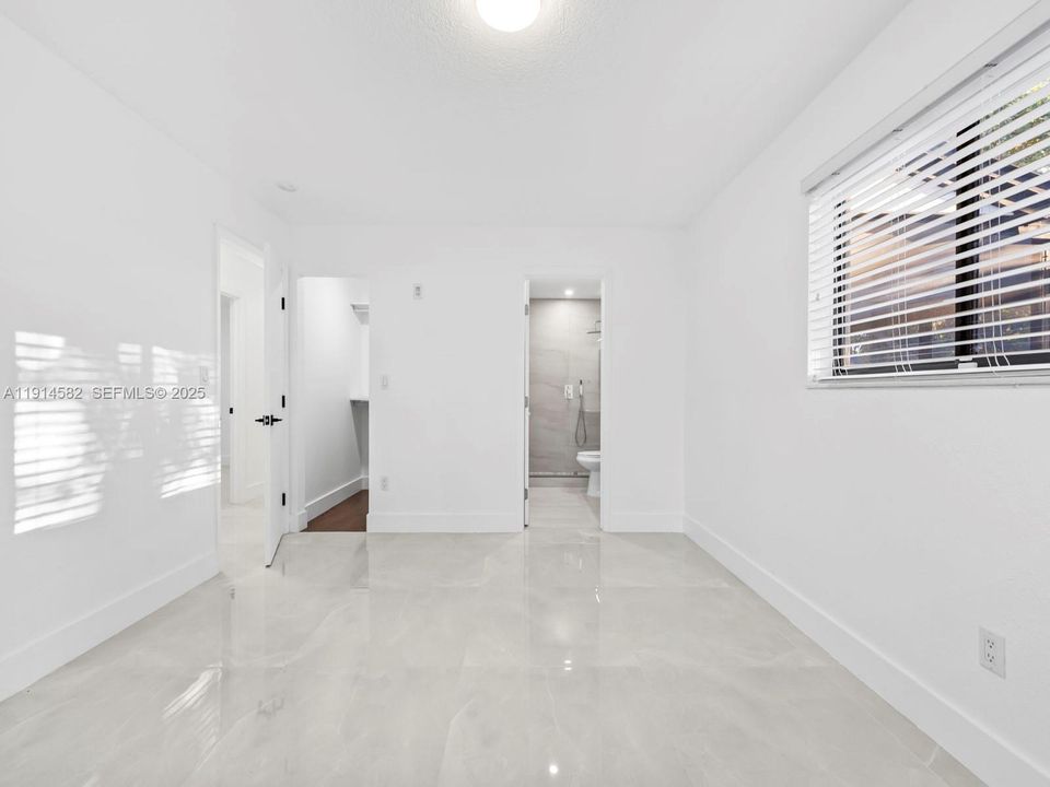 En Renta: $5,250 (4 camas, 3 baños, 1319 Pies cuadrados)