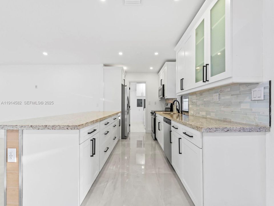 En Renta: $5,250 (4 camas, 3 baños, 1319 Pies cuadrados)