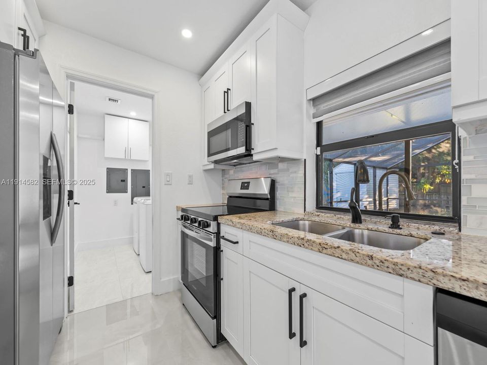 En Renta: $5,250 (4 camas, 3 baños, 1319 Pies cuadrados)