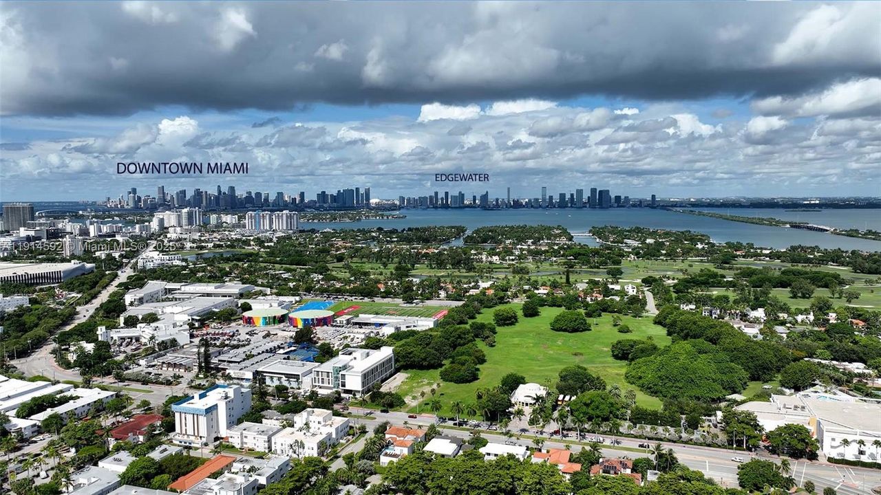 For Sale: $410,000 (2 beds, 2 baths, 710 Square Feet)