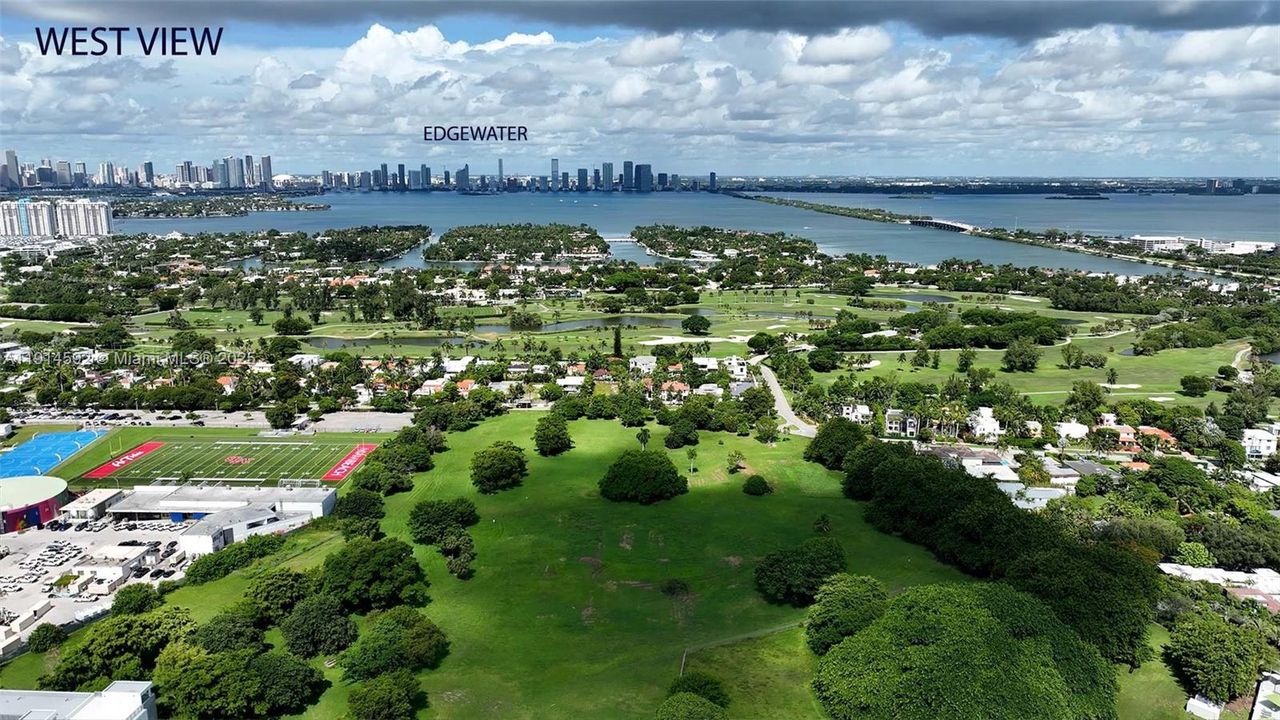 For Sale: $410,000 (2 beds, 2 baths, 710 Square Feet)