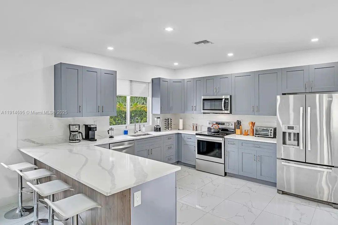 For Sale: $899,900 (5 beds, 3 baths, 2246 Square Feet)