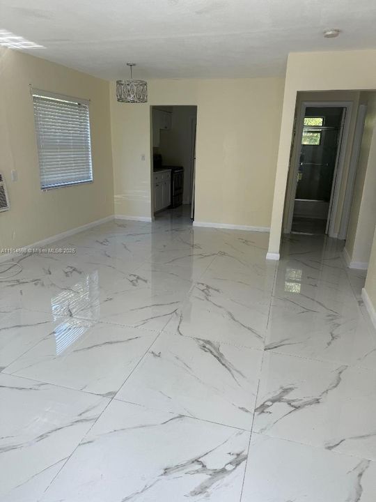 На продажу: $700,000 (0 спален, 0 ванн, 1500 Квадратных фут)