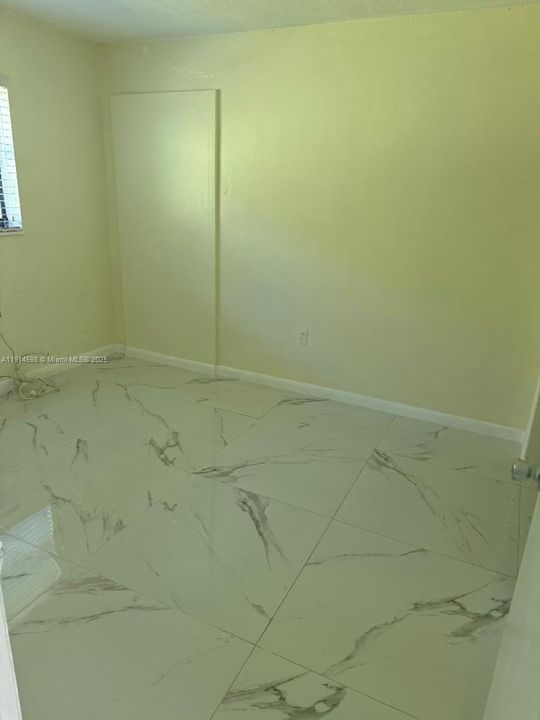 На продажу: $700,000 (0 спален, 0 ванн, 1500 Квадратных фут)