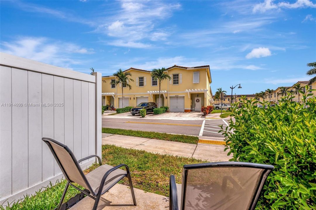 待售: $379,900 (3 贝兹, 2 浴室, 1496 平方英尺)