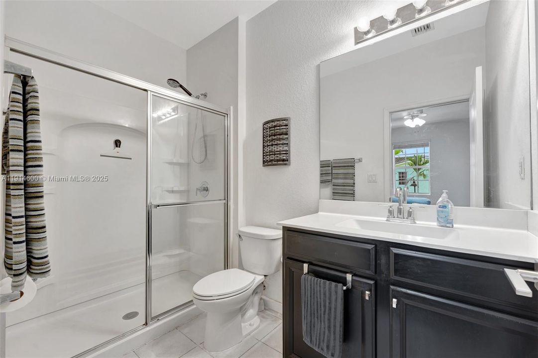 待售: $379,900 (3 贝兹, 2 浴室, 1496 平方英尺)