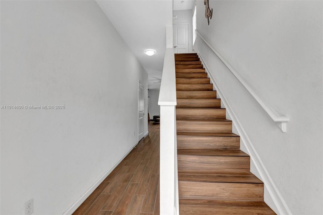 待售: $379,900 (3 贝兹, 2 浴室, 1496 平方英尺)