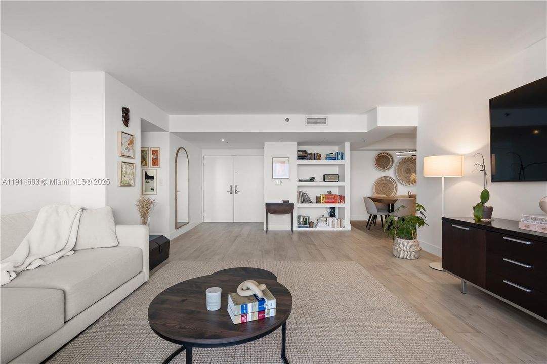 Active With Contract: $7,500 (2 beds, 2 baths, 1795 Square Feet)