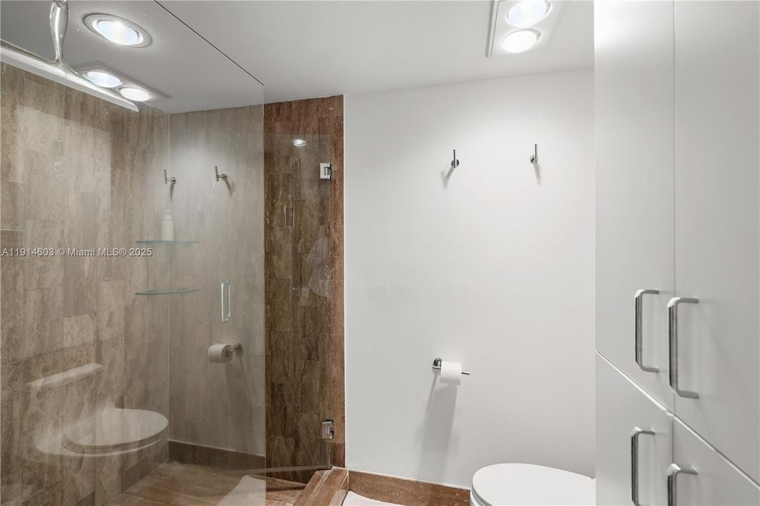 Active With Contract: $7,500 (2 beds, 2 baths, 1795 Square Feet)