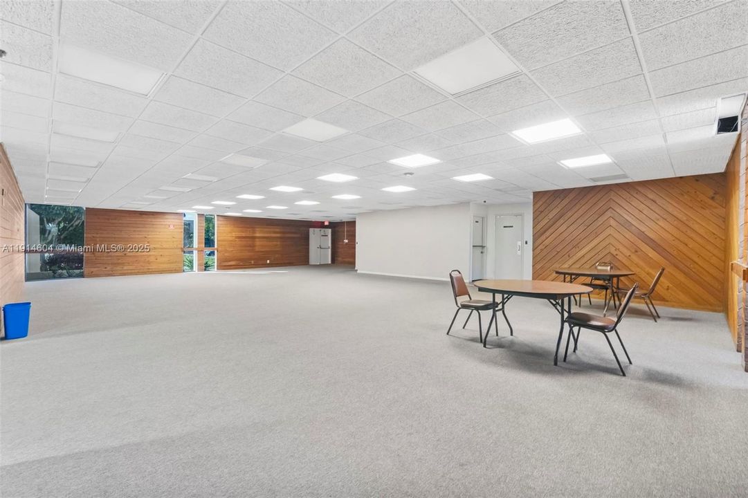 En Venta: $170,000 (2 camas, 2 baños, 1002 Pies cuadrados)