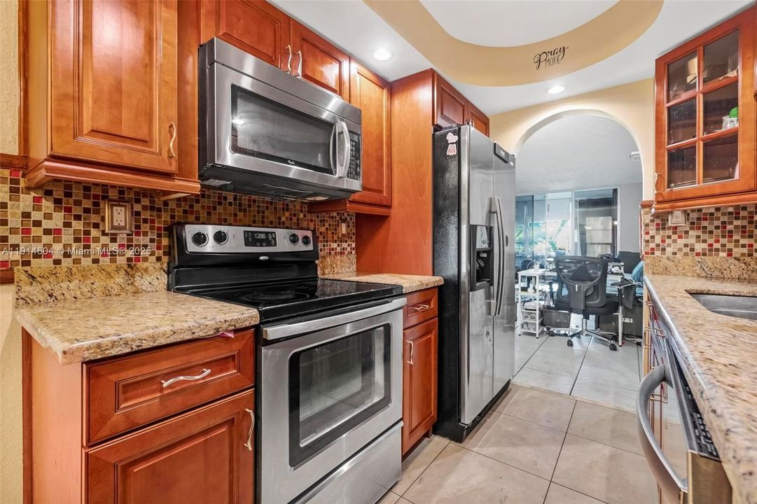 En Venta: $170,000 (2 camas, 2 baños, 1002 Pies cuadrados)