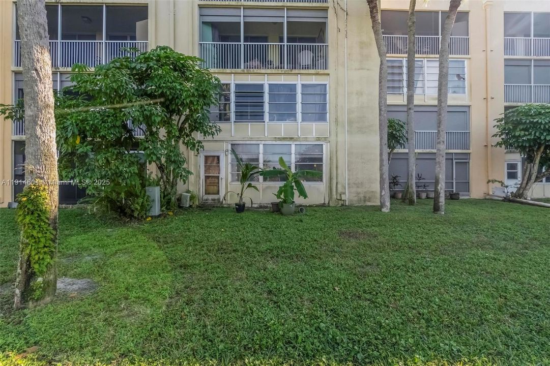 En Venta: $170,000 (2 camas, 2 baños, 1002 Pies cuadrados)