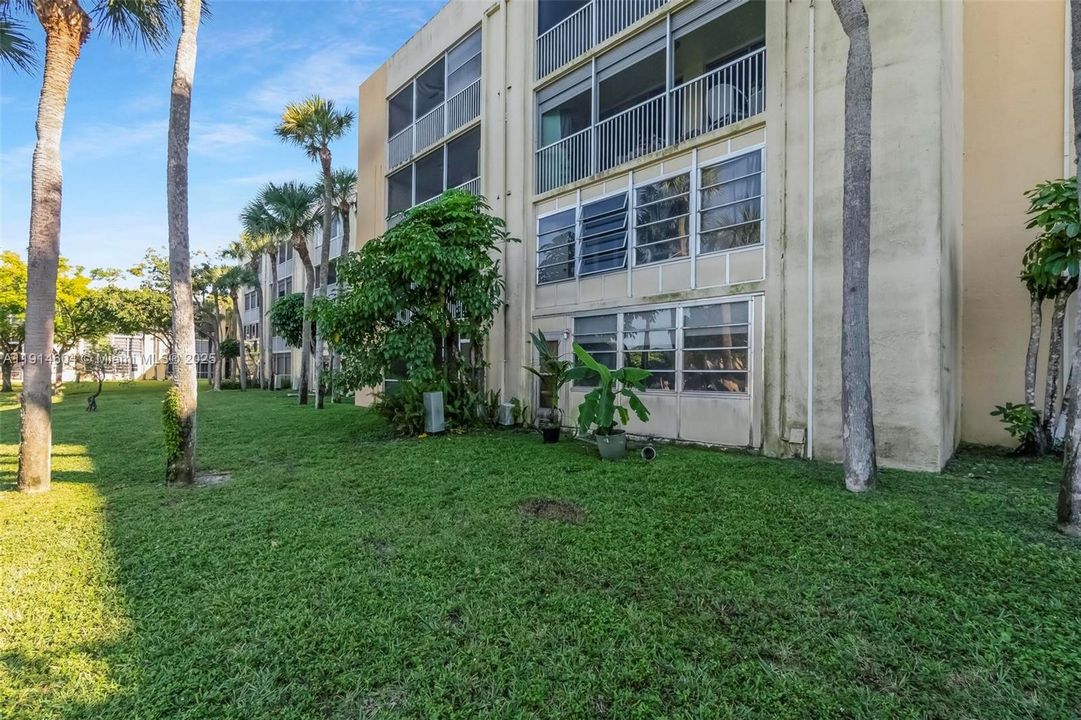 En Venta: $170,000 (2 camas, 2 baños, 1002 Pies cuadrados)