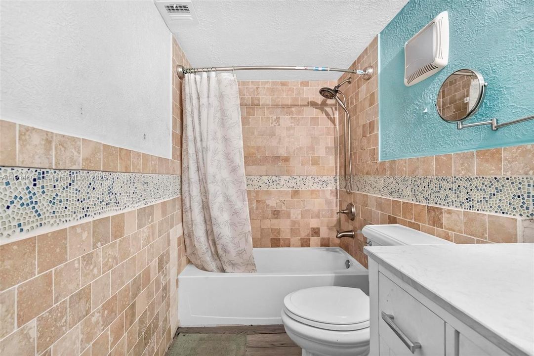 En Venta: $170,000 (2 camas, 2 baños, 1002 Pies cuadrados)