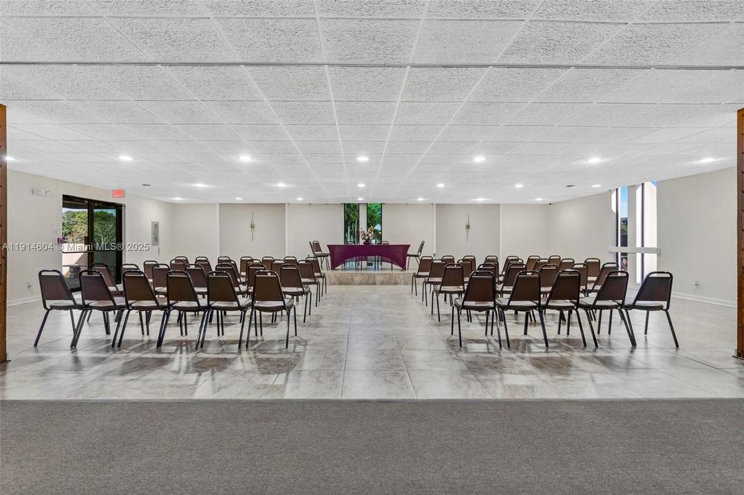 En Venta: $170,000 (2 camas, 2 baños, 1002 Pies cuadrados)