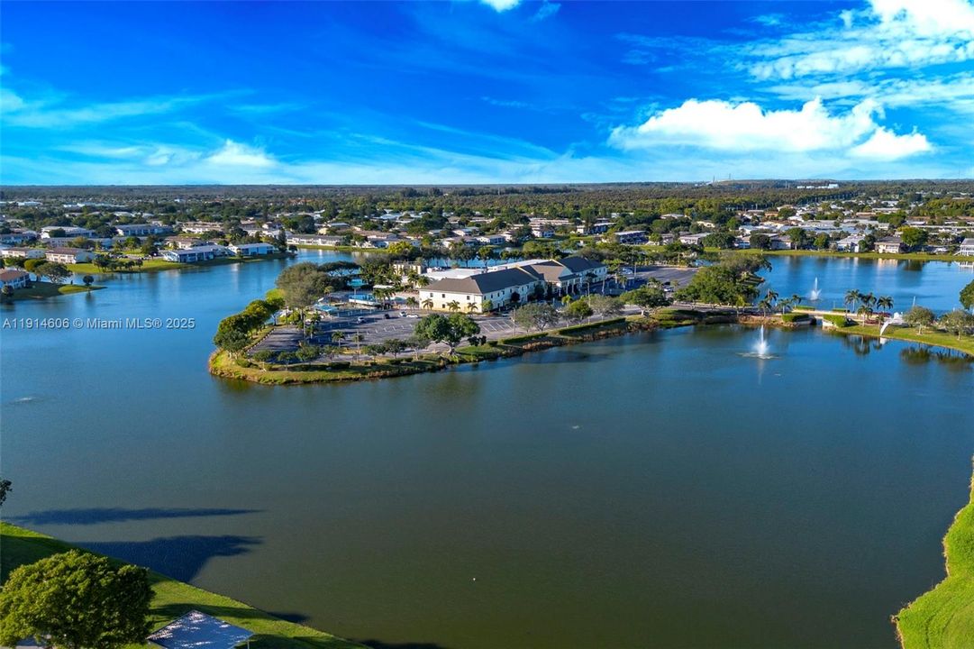 En Venta: $95,000 (2 camas, 2 baños, 888 Pies cuadrados)