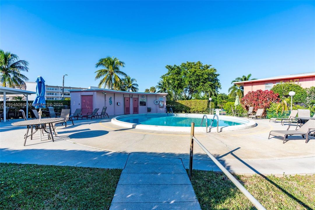 En Venta: $95,000 (2 camas, 2 baños, 888 Pies cuadrados)