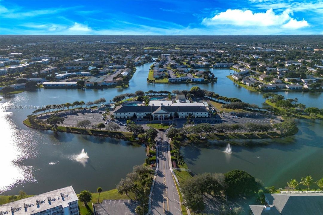 En Venta: $95,000 (2 camas, 2 baños, 888 Pies cuadrados)