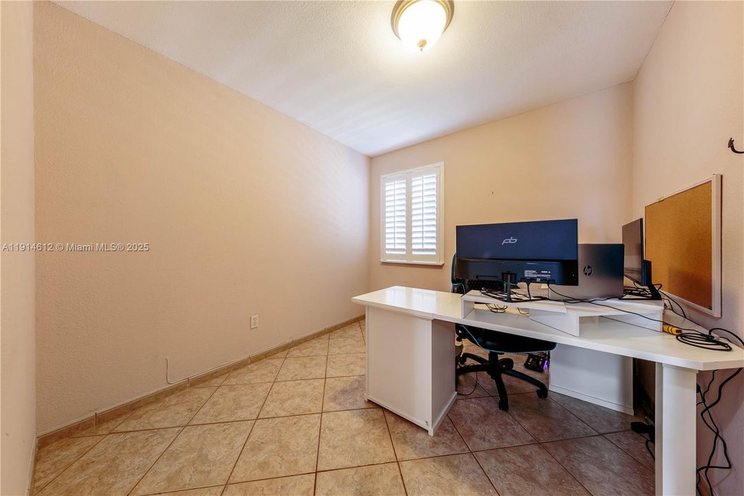 For Sale: $899,000 (4 beds, 2 baths, 2338 Square Feet)