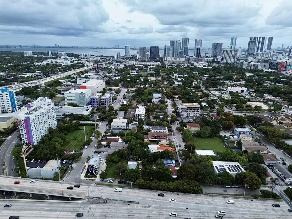 На продажу: $1,900,000 (0 спален, 0 ванн, 0 Квадратных фут)