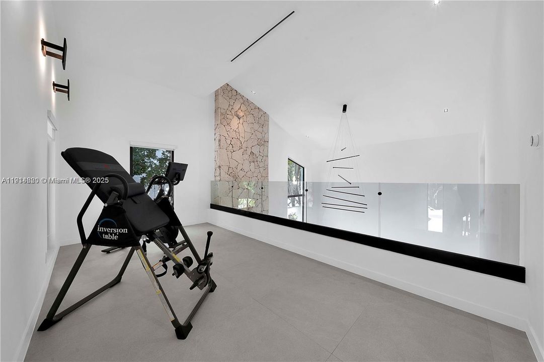 В аренду: $20,000 (3 спален, 3 ванн, 3910 Квадратных фут)