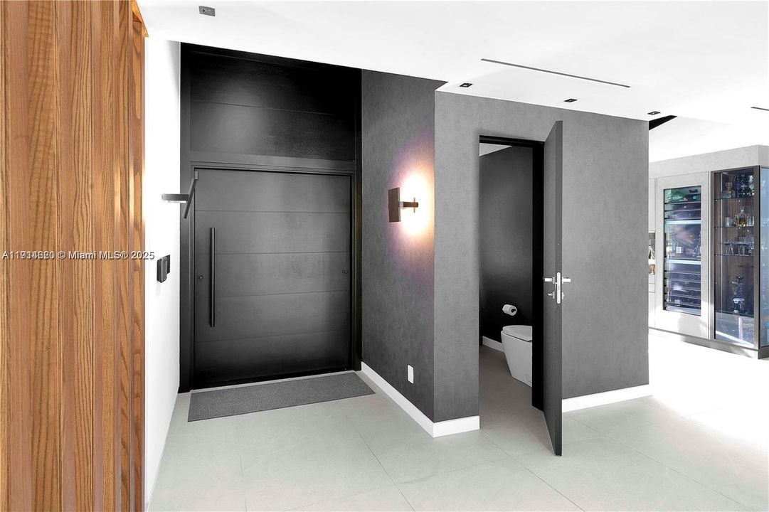 В аренду: $20,000 (3 спален, 3 ванн, 3910 Квадратных фут)