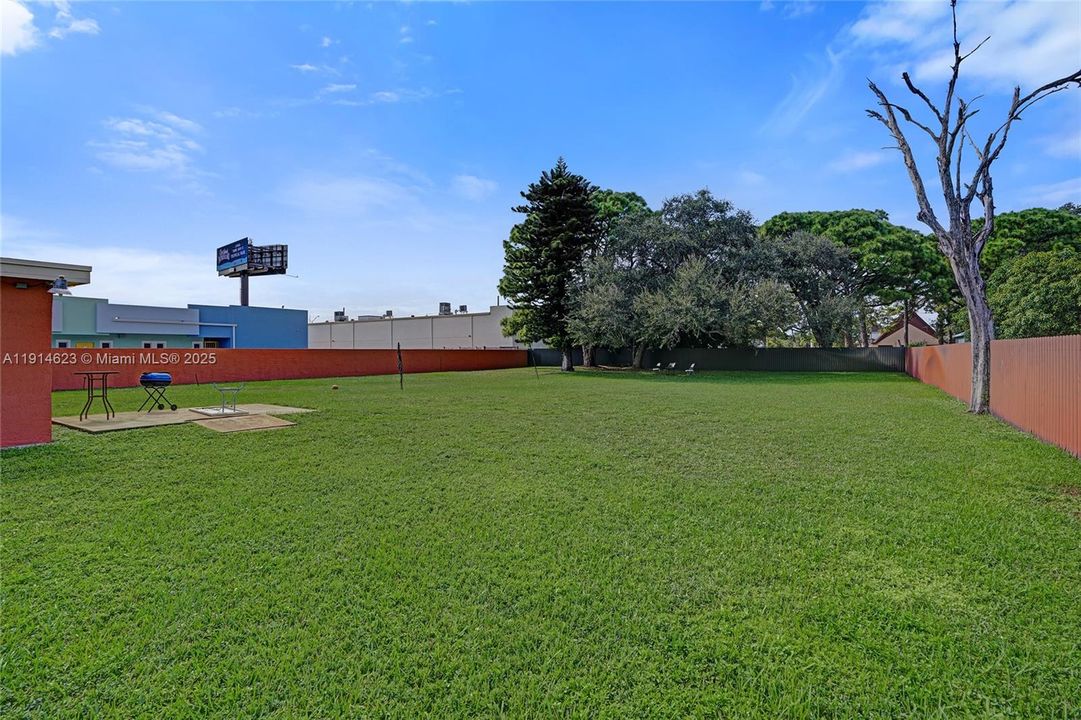 Room for a pool or build another duplex