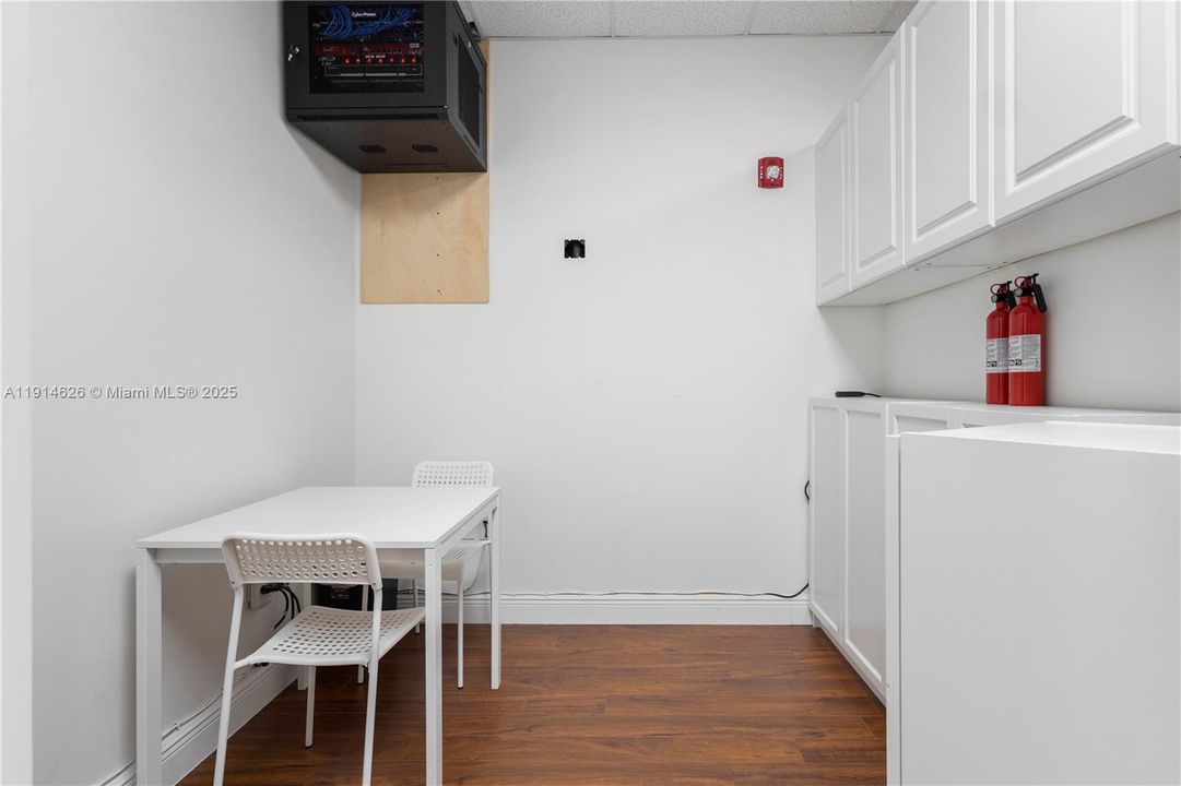 出租: $1,850 (0 贝兹, 0 浴室, 0 平方英尺)