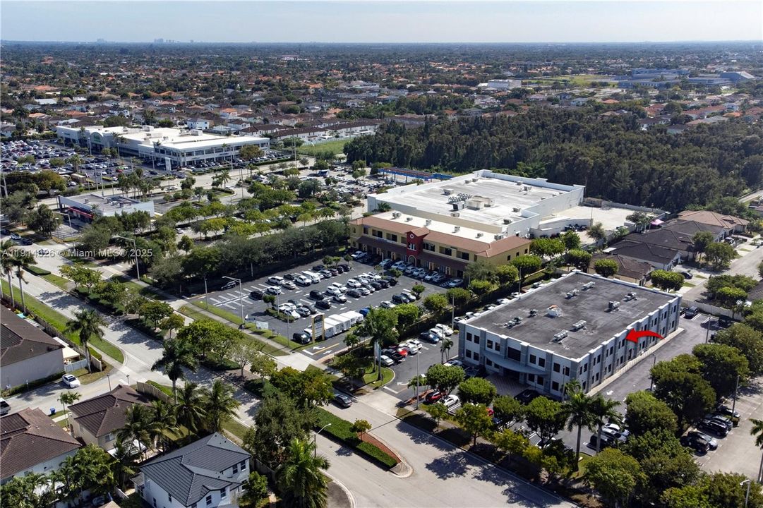 出租: $1,850 (0 贝兹, 0 浴室, 0 平方英尺)