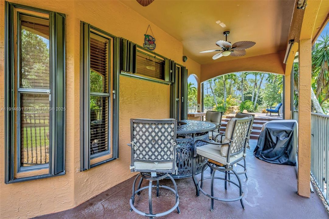 待售: $1,095,000 (4 贝兹, 4 浴室, 3528 平方英尺)