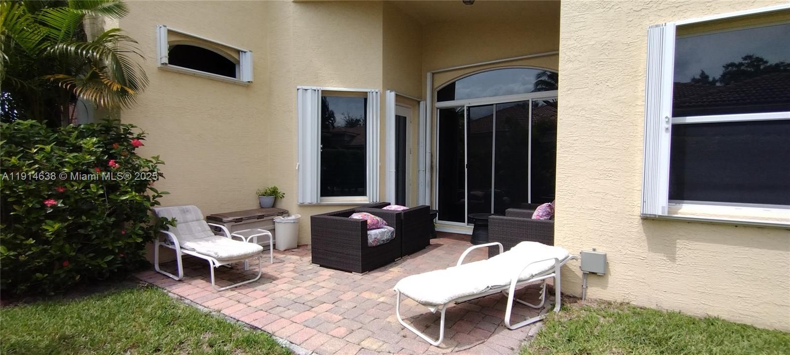 Недавно арендовано: $3,500 (3 спален, 2 ванн, 1892 Квадратных фут)