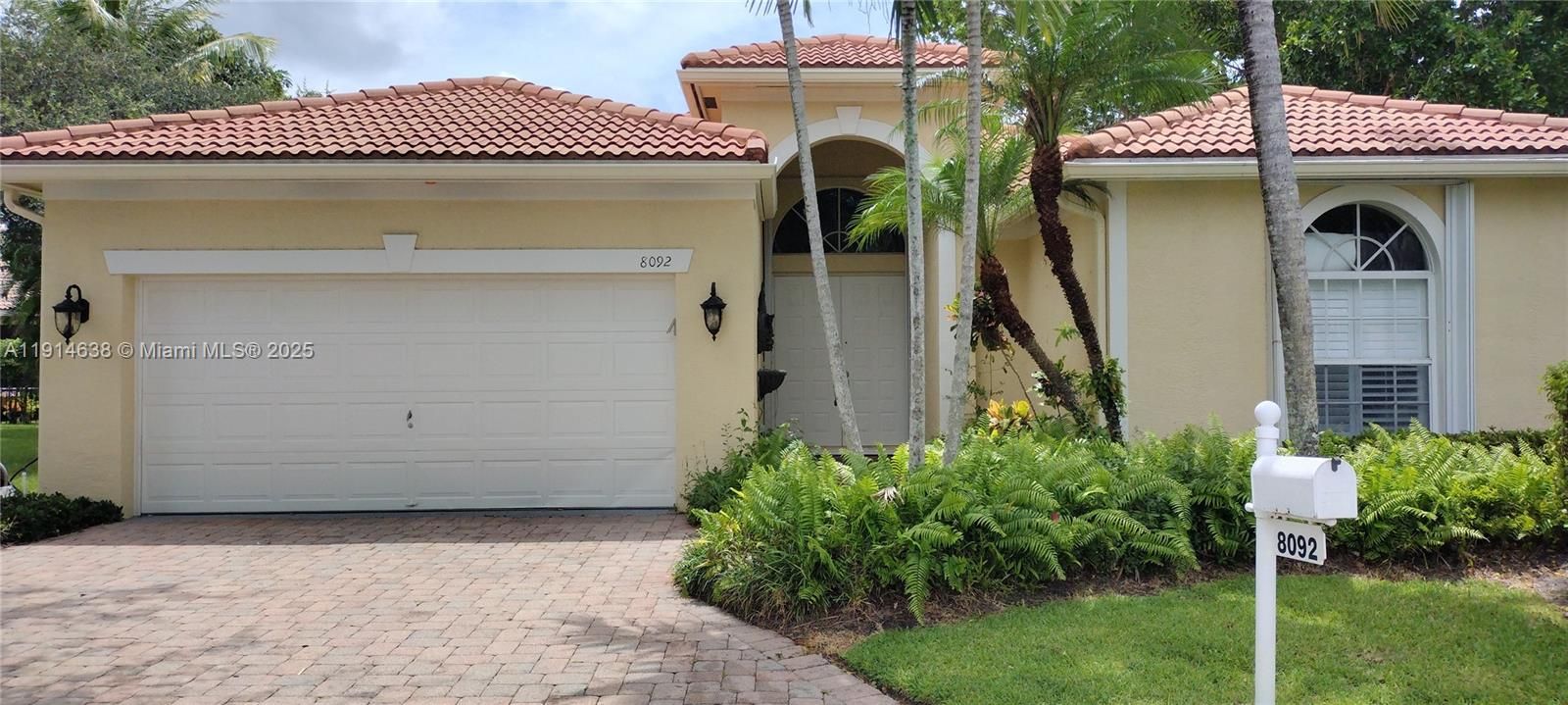 Недавно арендовано: $3,500 (3 спален, 2 ванн, 1892 Квадратных фут)