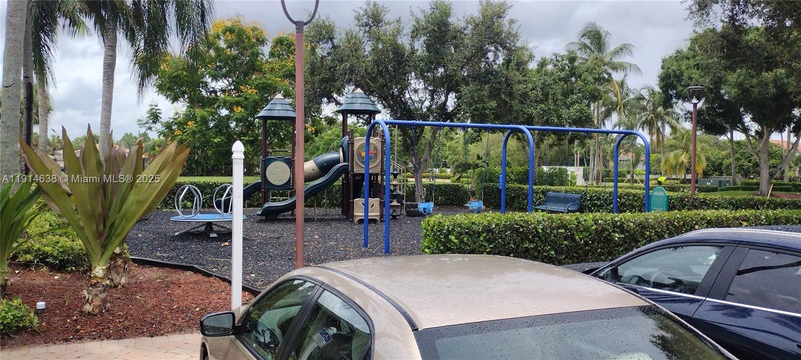 Недавно арендовано: $3,500 (3 спален, 2 ванн, 1892 Квадратных фут)