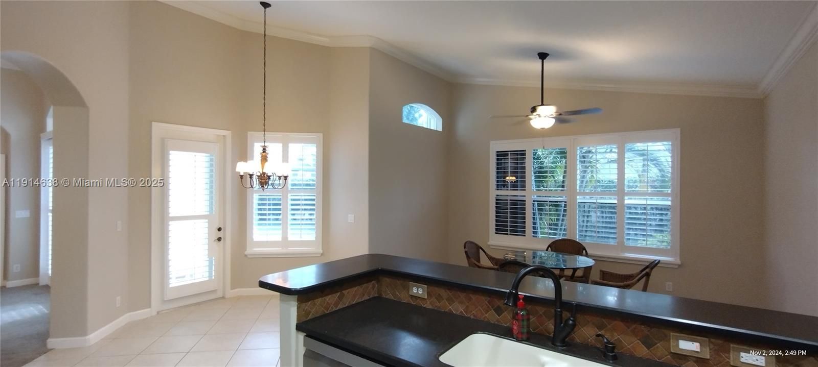 Недавно арендовано: $3,500 (3 спален, 2 ванн, 1892 Квадратных фут)