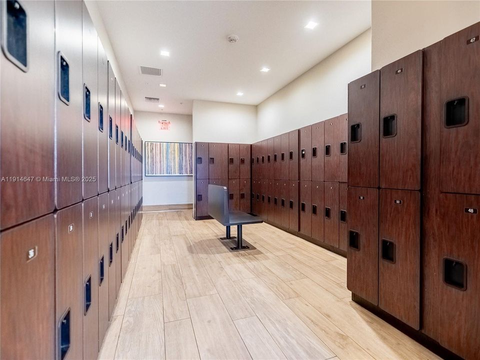 待售: $1,170,000 (4 贝兹, 3 浴室, 2650 平方英尺)