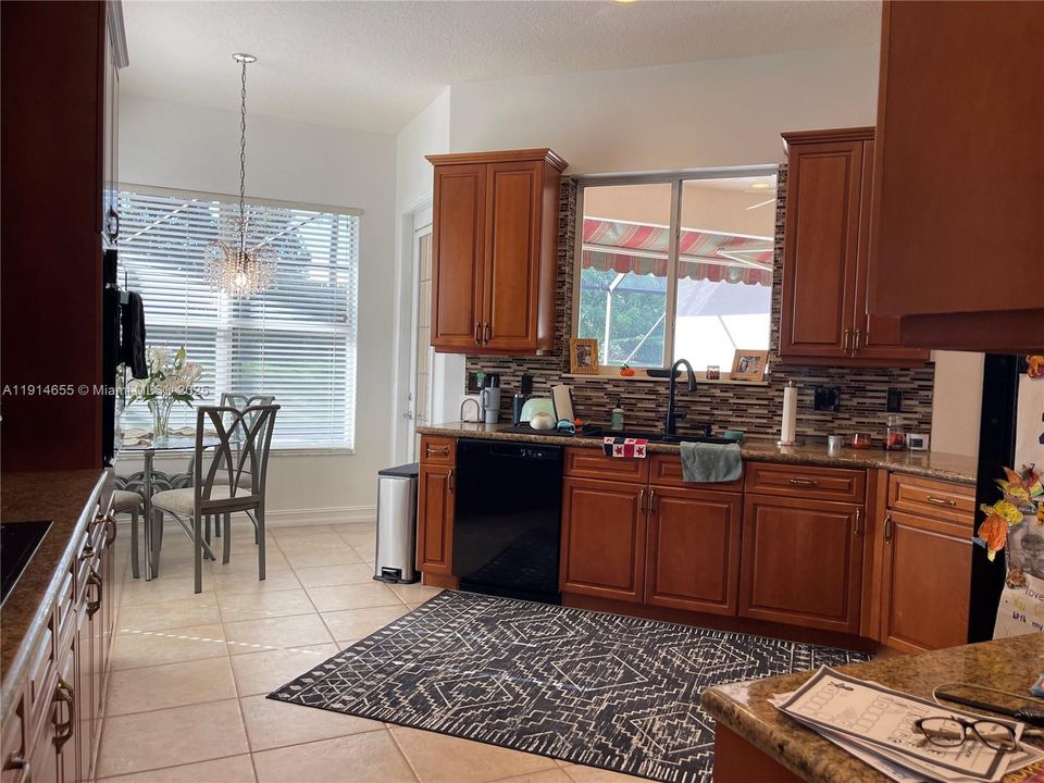 For Sale: $860,000 (4 beds, 3 baths, 2389 Square Feet)