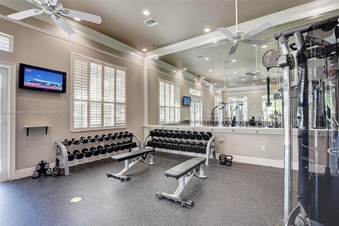 For Sale: $860,000 (4 beds, 3 baths, 2389 Square Feet)