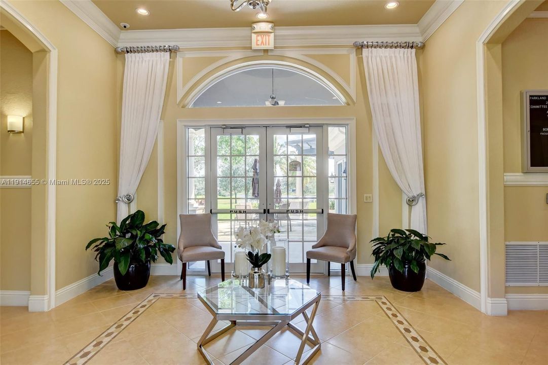 For Sale: $860,000 (4 beds, 3 baths, 2389 Square Feet)